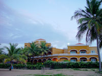 Embassy Suites Dorado, Puerto Rico [Click to enlarge]
